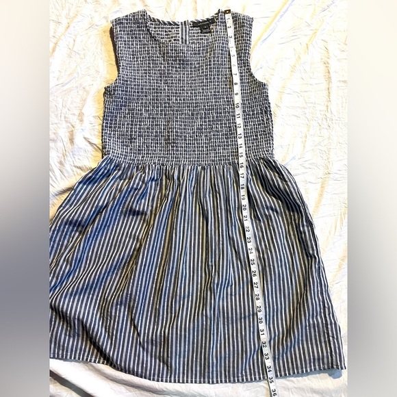 French Connection Stylish Blue and White Striped Women’s Dress Size 0 - Picture 10 of 15